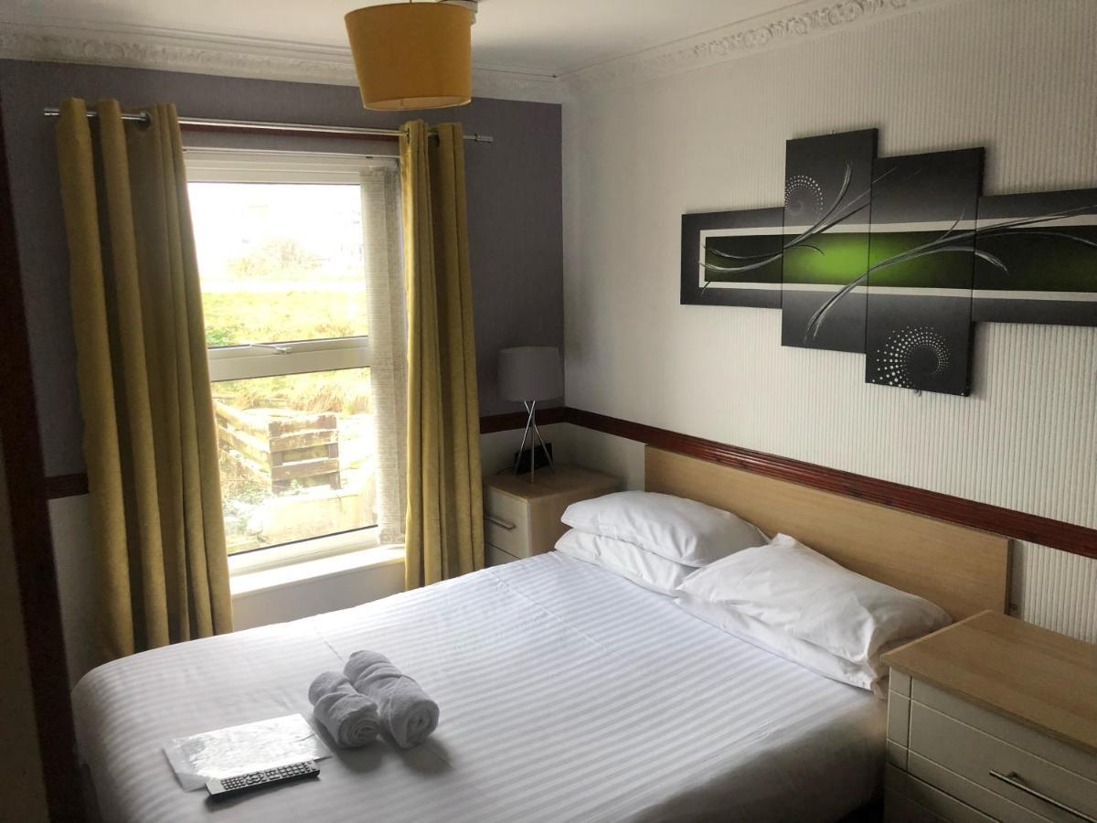 Boathouse Hotel Holyhead Εξωτερικό φωτογραφία
