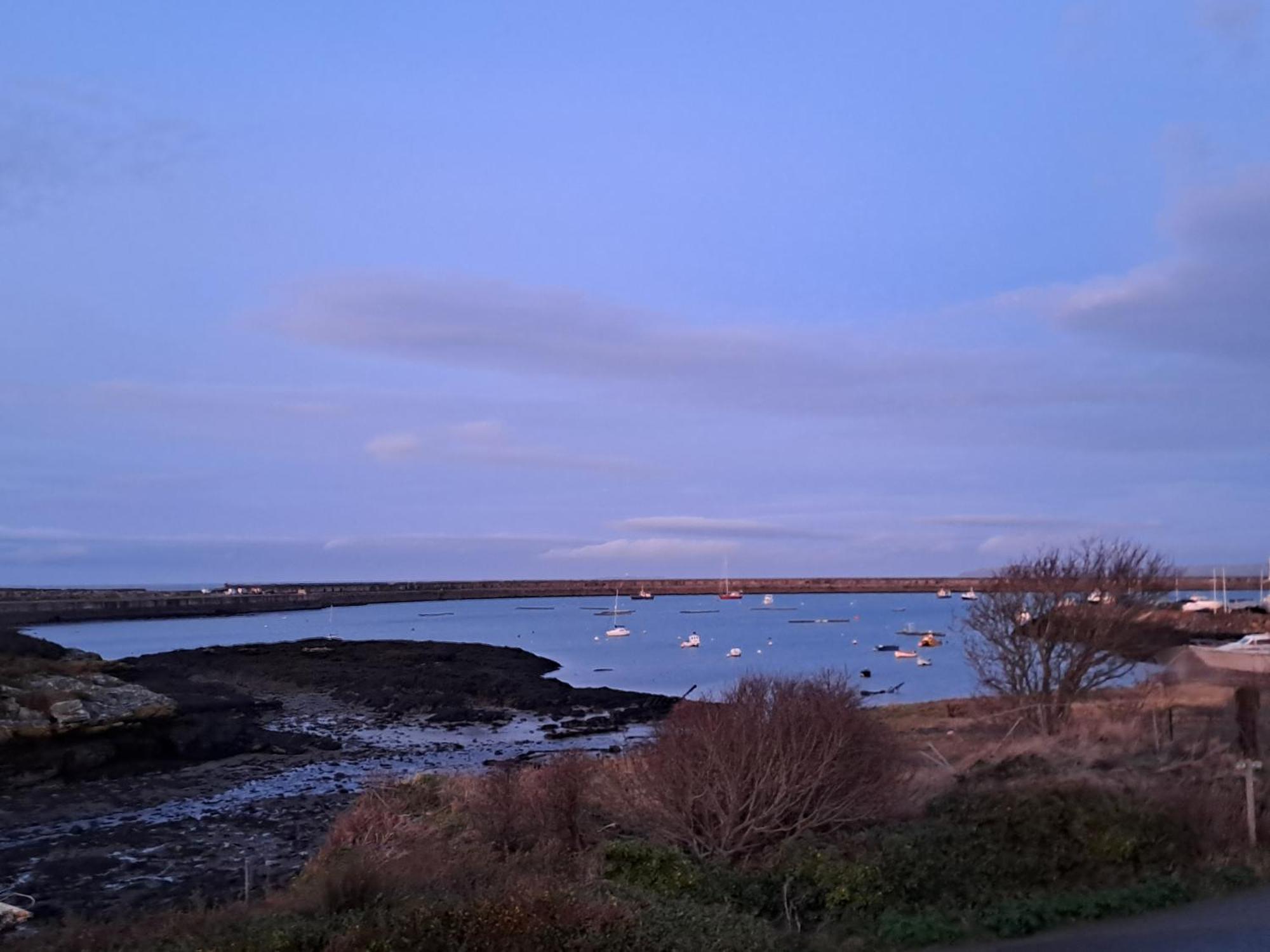 Boathouse Hotel Holyhead Εξωτερικό φωτογραφία