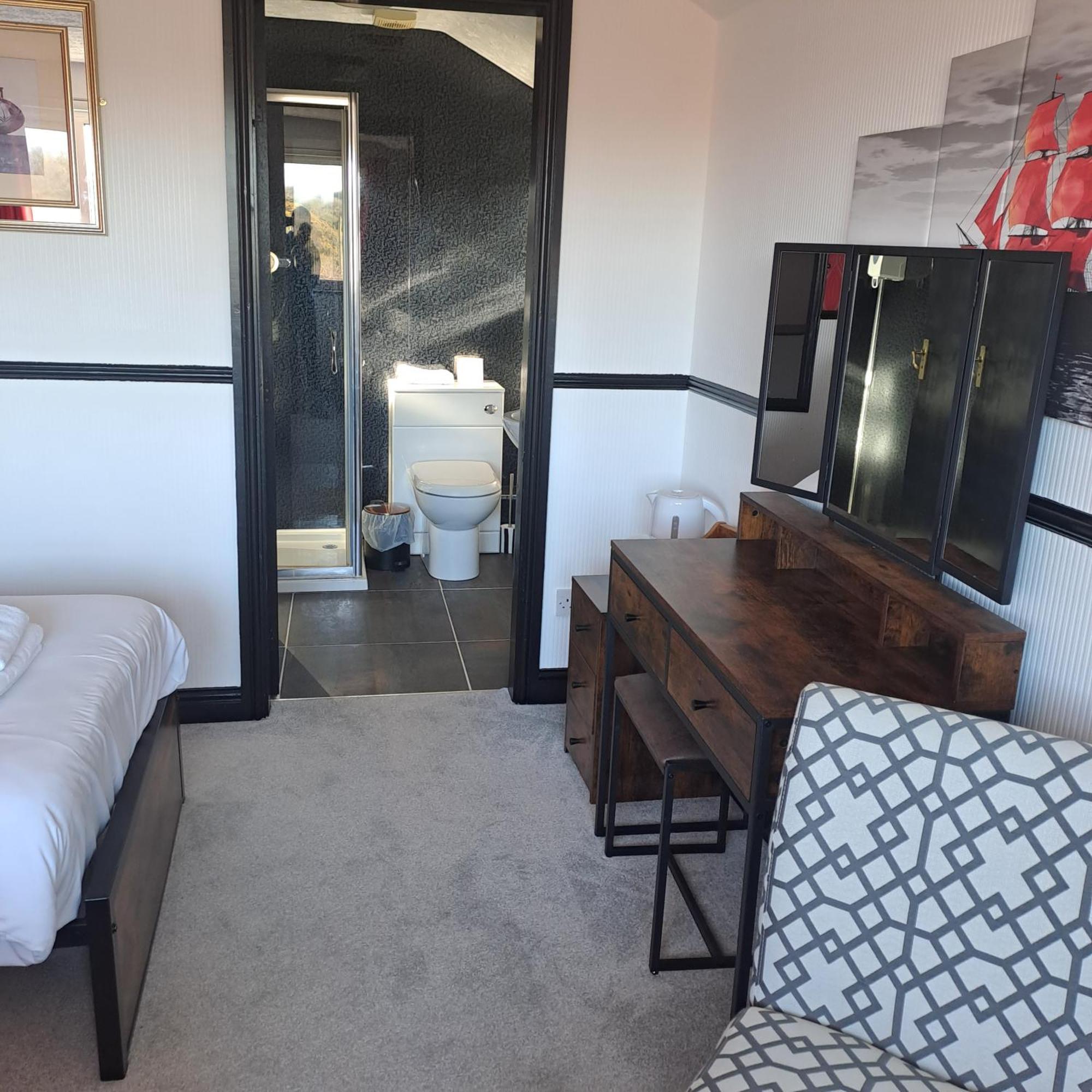 Boathouse Hotel Holyhead Εξωτερικό φωτογραφία