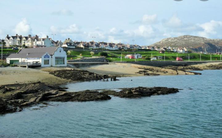 Boathouse Hotel Holyhead Εξωτερικό φωτογραφία